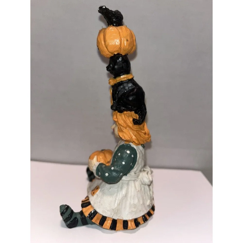 halloween figurine ,pumpkin‎ patch girl, black cat , 6 inches